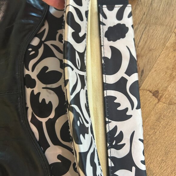 Miche Prima Vanessa Black Floral Large Shoulder Bag Silver Hardware Side Pockets - Picture 9 of 11